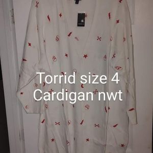Torrid cardigan size 4 nwt